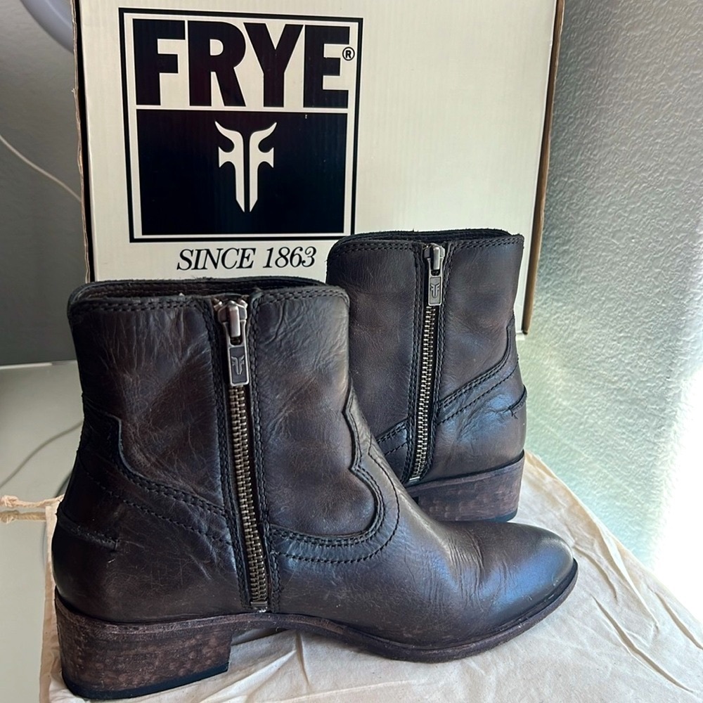 FRYE Ray Seam Short Ankle Wapu Bootie Brown Leather with Box Women 5.5 - Picture 5 of 10
